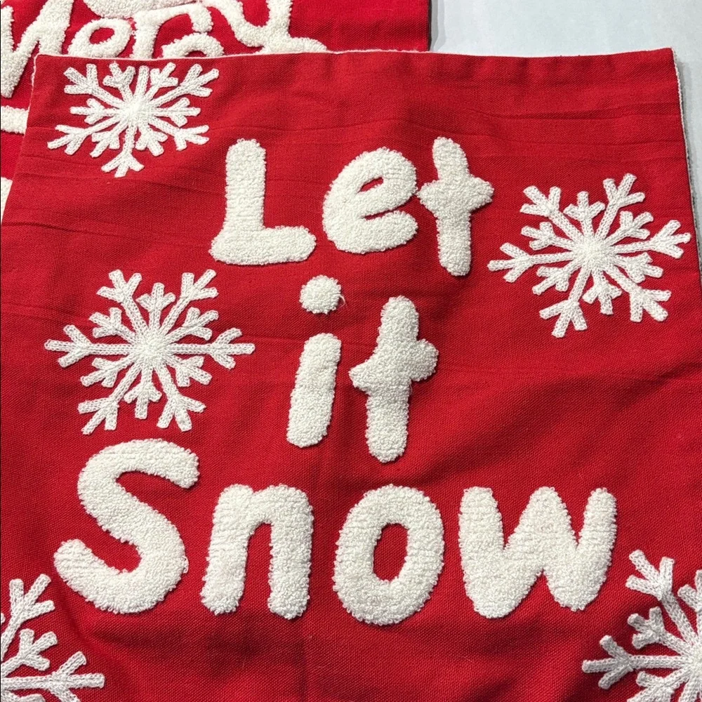 3 SAFAVIEH Boucle Snowflake Let it Snow 18 x18 Red Festive Holiday Pillow Covers